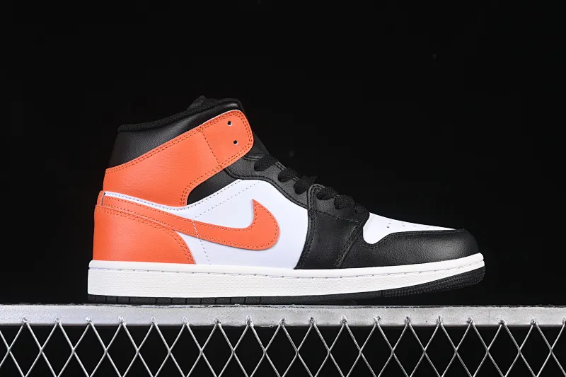 All categories Air Jordan Jordan series basketball shoes Air Jordan 1 Mid G version pure original Air Jordan 1 Mid AJ1 Joe 1 black and white orange DQ8426-801